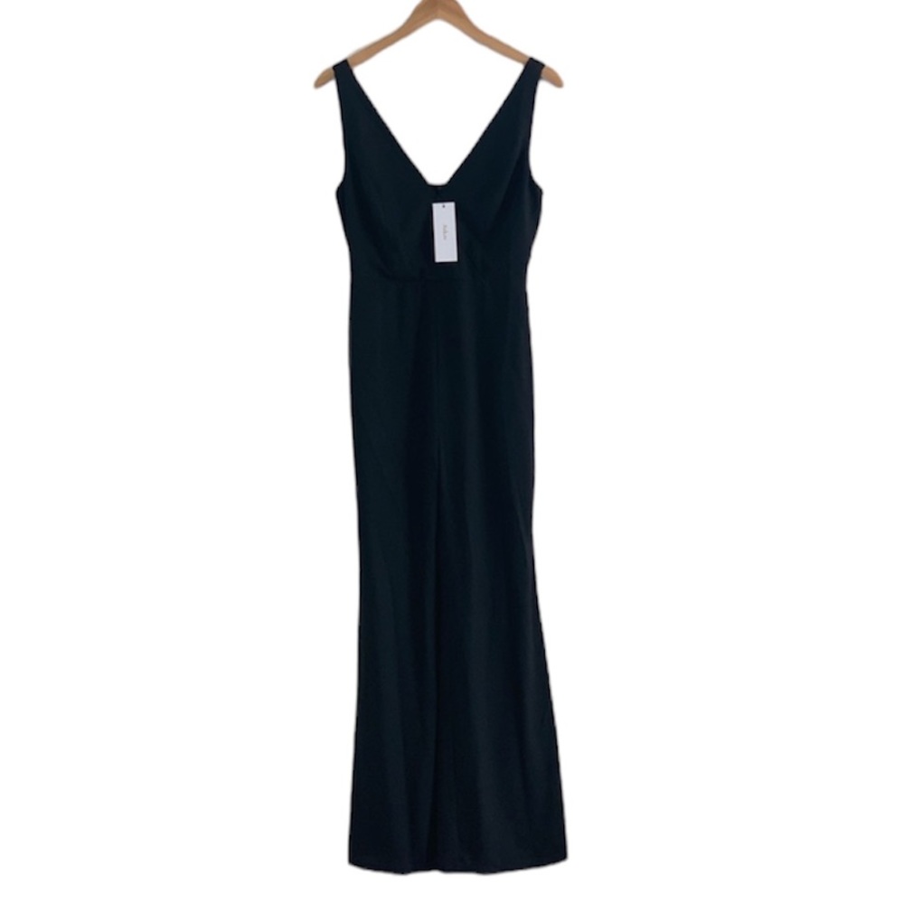 Aakaa | NWT Black V-neck pants jumpsuit wide leg size medium